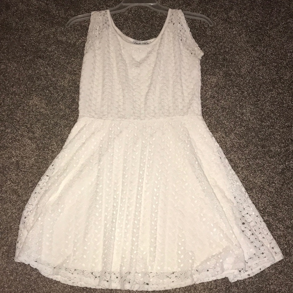 White lace dress